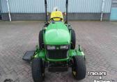 John Deere 2320