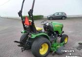 John Deere 2320